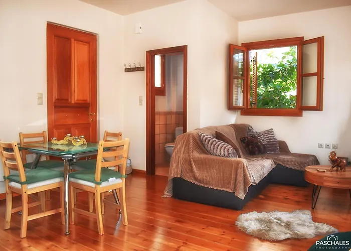 Delfi\'S Cozy Maisonette