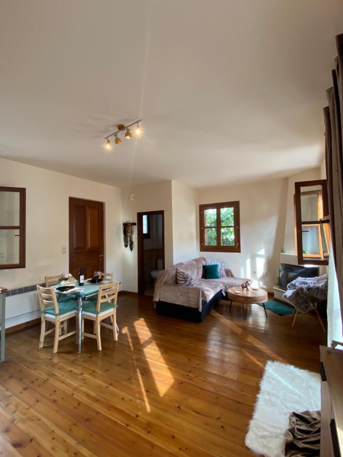 Apartment Delfi's Cozy Maisonette