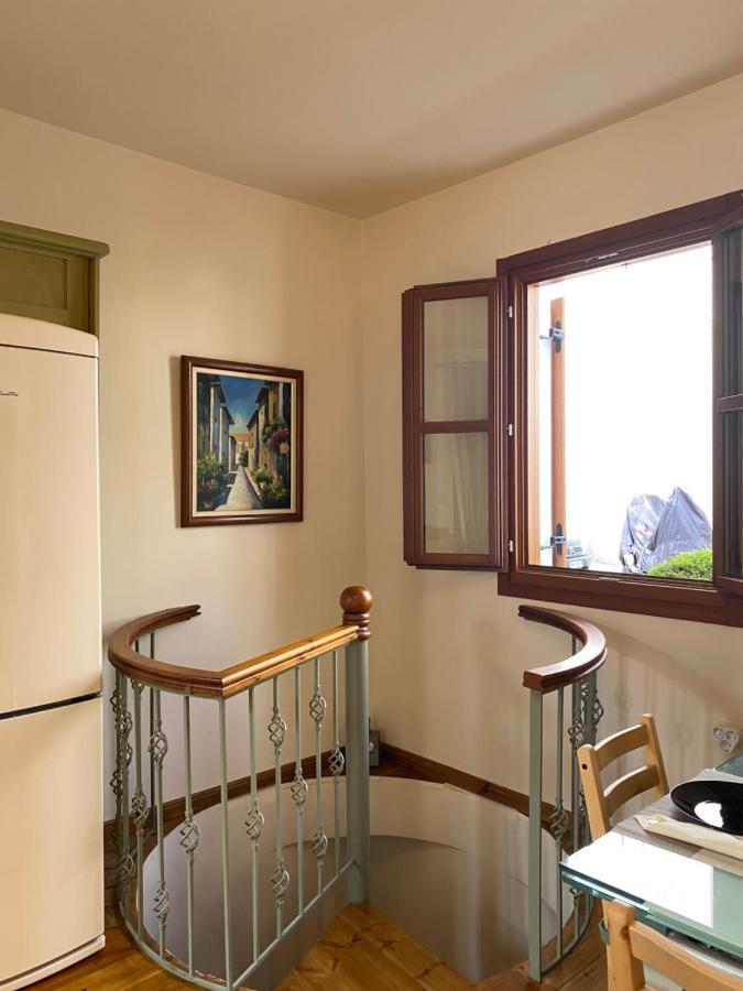 Delfi's Cozy Maisonette Apartment Delphi