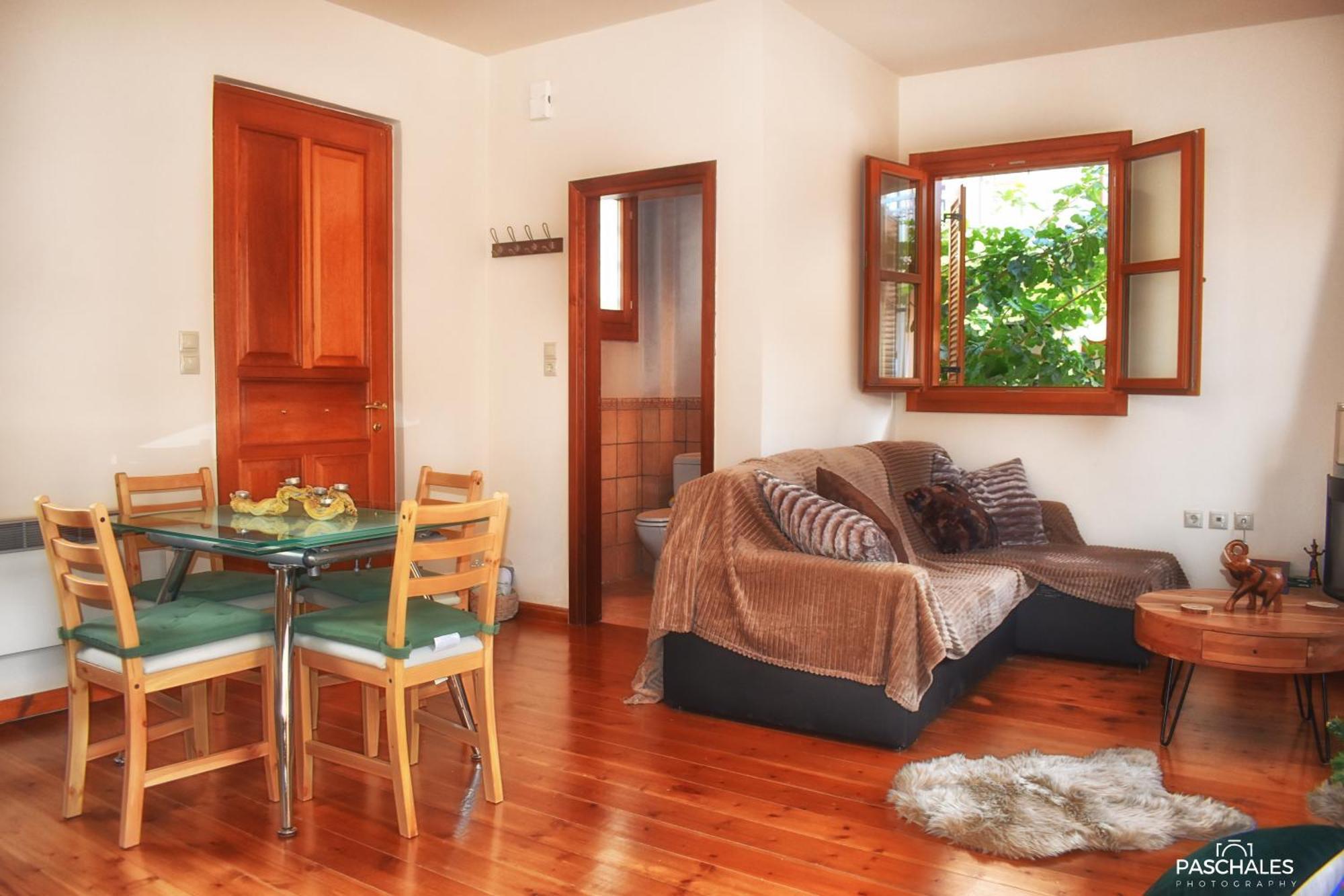 Delfi's Cozy Maisonette Delphi
