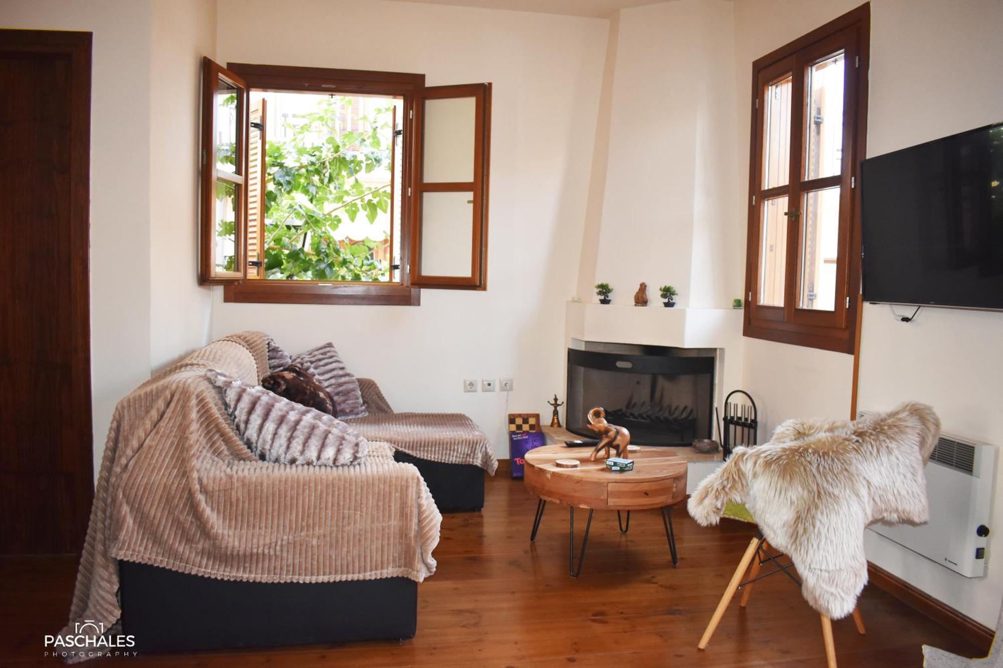 Delfi's Cozy Maisonette *