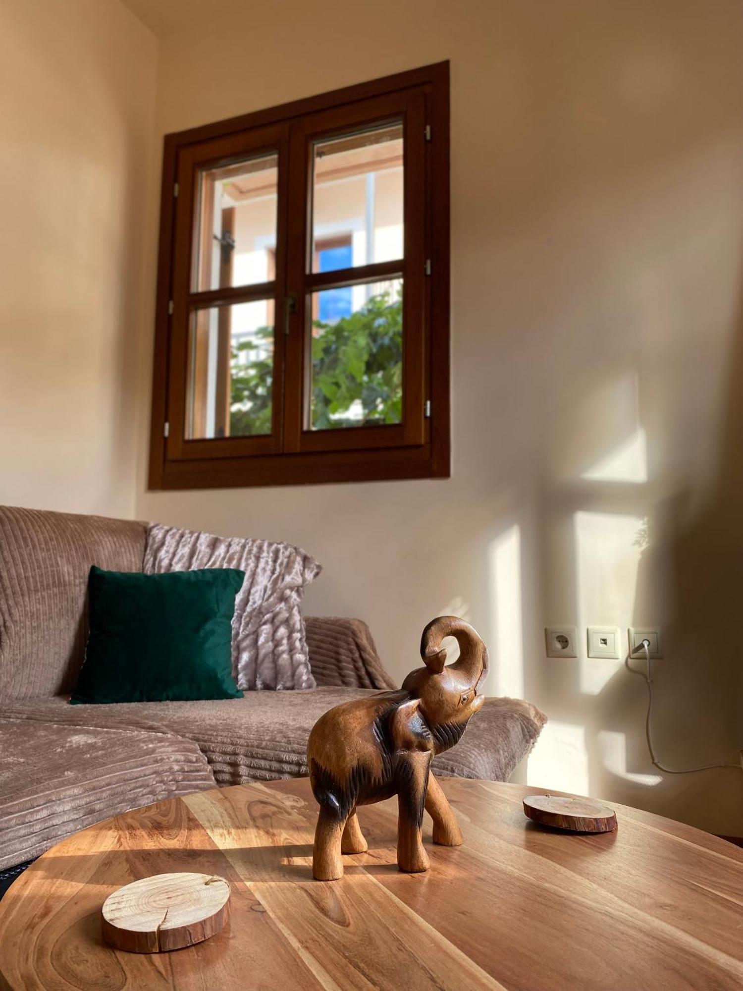 Apartment Delfi's Cozy Maisonette